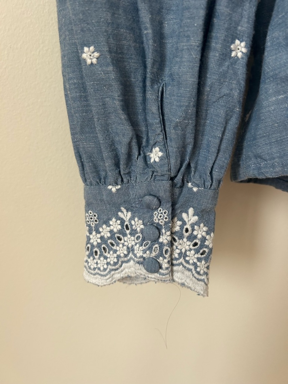 Sezane Francesca Chambray Blouse Blue White Embroidered Off Shoulder Ruffle Top - Picture 10 of 12